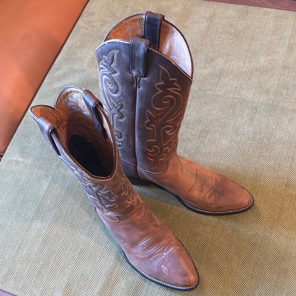 Justin Boots Brown Cowboy Western Boots.